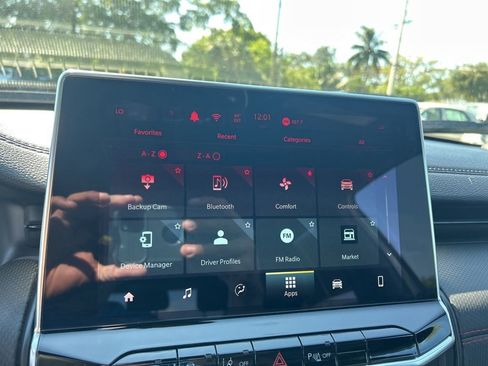 Used 2024 Jeep Compass Trailhawk image 39