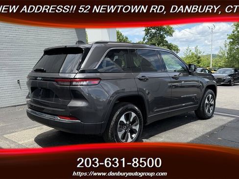 Used 2023 Jeep Grand Cherokee 4WD 4xe image 5