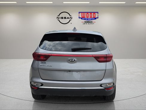 Used 2022 Kia Sportage LX w/ LX AWD Value Edition Package image 3