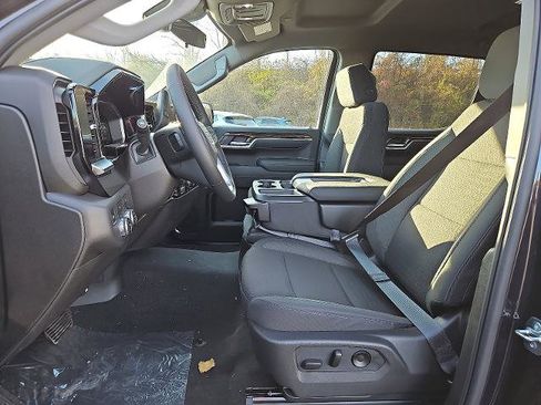 New 2026 GMC Sierra 1500 Elevation image 11