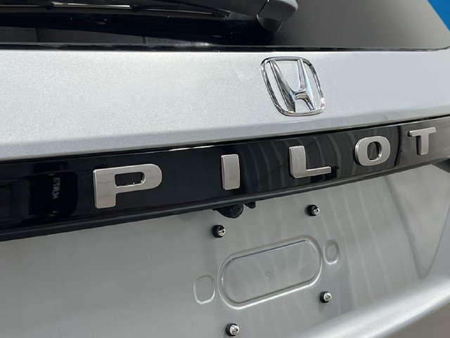 New 2026 Honda Pilot Elite image 9