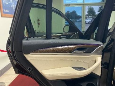 Used 2018 BMW X3 xDrive30i AWD/4WD image 8