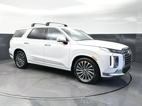 Used 2025 Hyundai Palisade Calligraphy AWD/4WD image 3