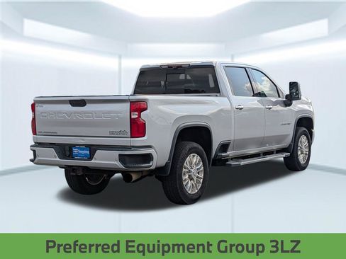 Used 2020 Chevrolet Silverado 2500 High Country w/ Z71 Off-Road Package AWD/4WD image 6