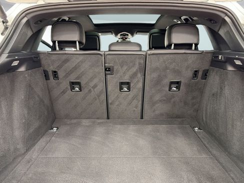 Used 2020 Porsche Macan image 33