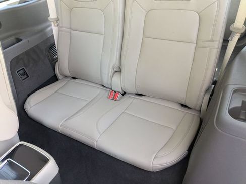 Used 2023 Lincoln Aviator Reserve w/ Equipment Group 201A AWD/4WD image 21