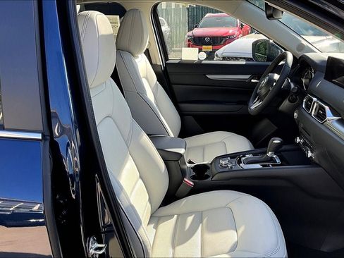 Used 2025 MAZDA CX-5 AWD 2.5 S w/ Preferred Package image 6