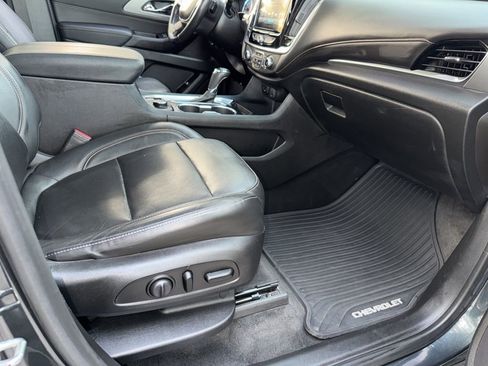Used 2019 Chevrolet Traverse RS image 22
