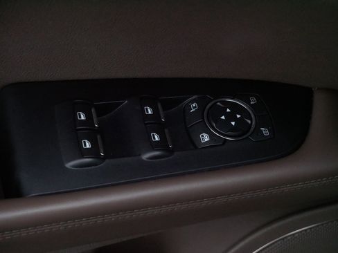 Used 2018 Lincoln MKX Reserve w/ Lincoln MKX Climate Package image 19