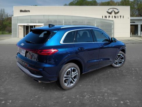 Used 2025 Audi Q5 Premium Plus w/ Premium Plus image 4