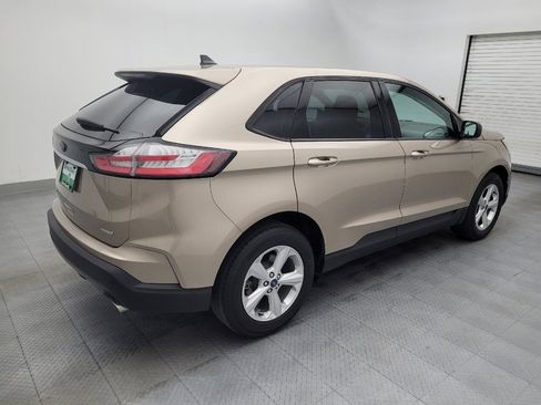 Used 2020 Ford Edge SE FWD image 10