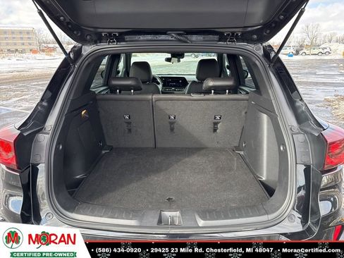 Used 2024 Chevrolet TrailBlazer RS image 28