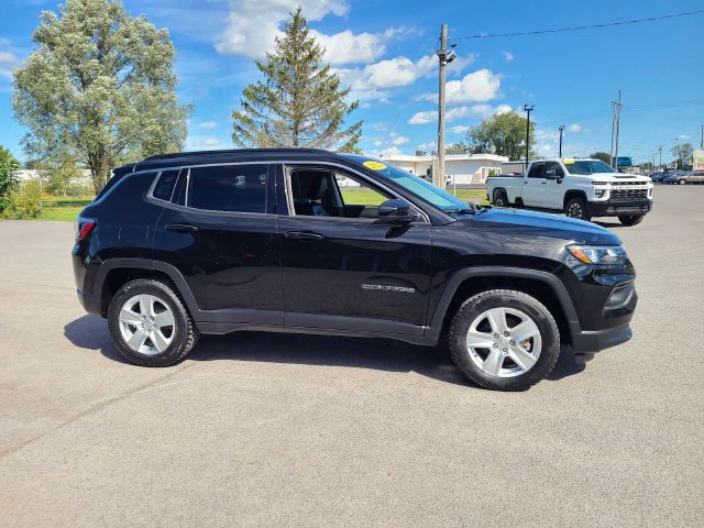 Used 2022 Jeep Compass Latitude AWD/4WD image 5