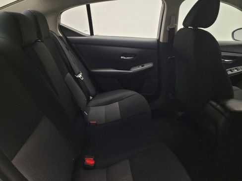 Used 2021 Nissan Sentra SV FWD image 19