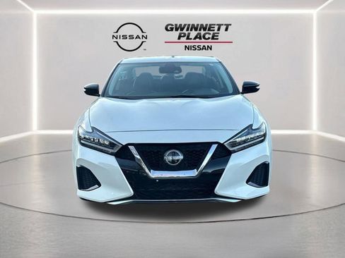 Used 2023 Nissan Maxima SV w/ Floor Mat Group image 2