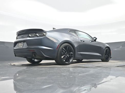 Used 2019 Chevrolet Camaro LT w/ 1LE Track Performance Package RWD image 29