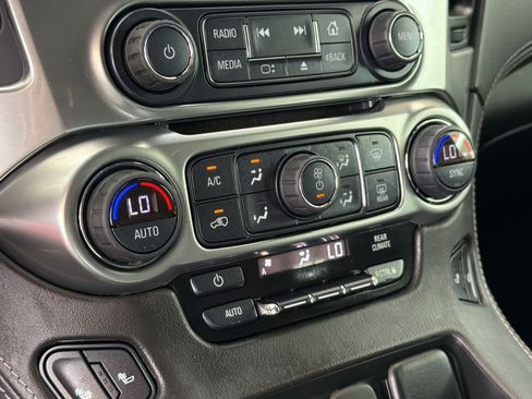 Certified 2019 Chevrolet Tahoe LT RWD image 17