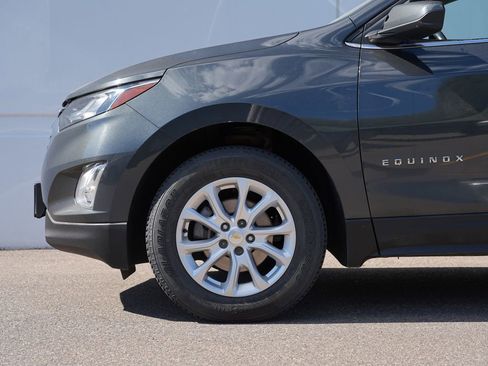 Used 2020 Chevrolet Equinox LT AWD/4WD image 11