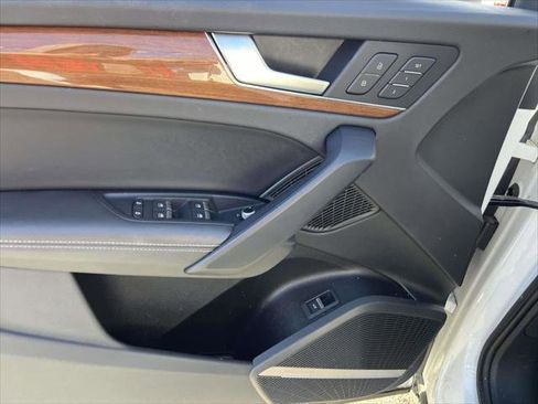 Used 2023 Audi Q5 2.0T Premium Plus image 21