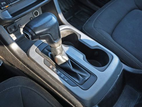 Used 2021 Chevrolet Colorado LT w/ Fleet Safety Package image 23