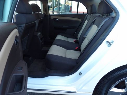 Used 2009 Chevrolet Malibu LT w/ Power Convenience Package image 8
