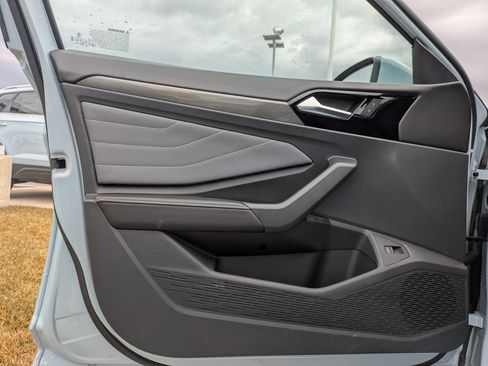 New 2026 Volkswagen Jetta SEL image 9