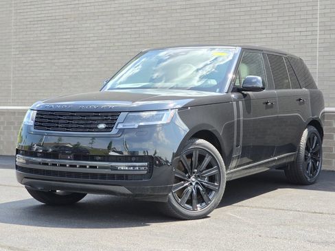 New 2025 Land Rover Range Rover SE AWD/4WD image 2