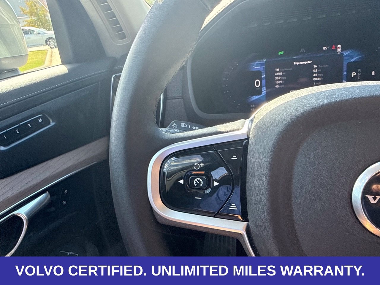 Certified 2026 Volvo XC90 B6 Plus AWD/4WD image 32