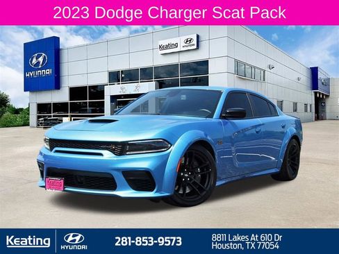 Used 2023 Dodge Charger Scat Pack RWD image 2