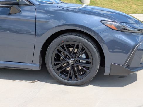 New 2026 Toyota Camry SE FWD image 9