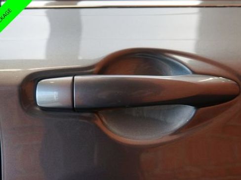 Used 2020 Nissan Rogue Sport S w/ Appearance Package image 85