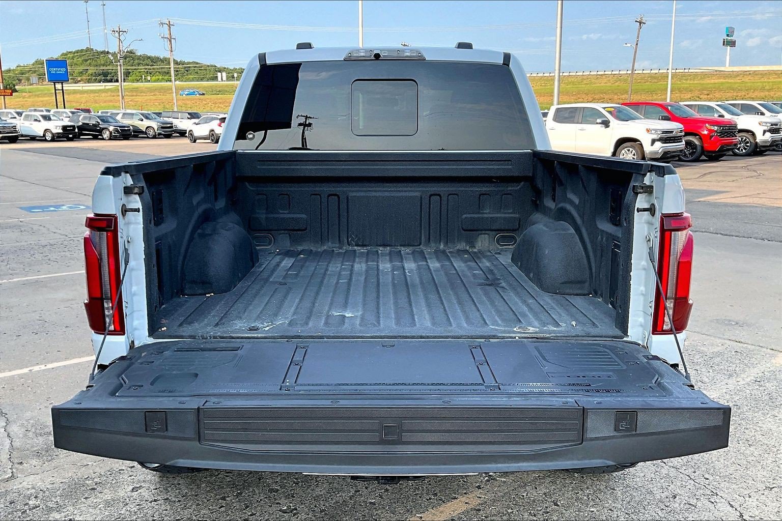 Used 2025 Ford F150 Raptor w/ Equipment Group 803A Raptor R AWD/4WD image 29