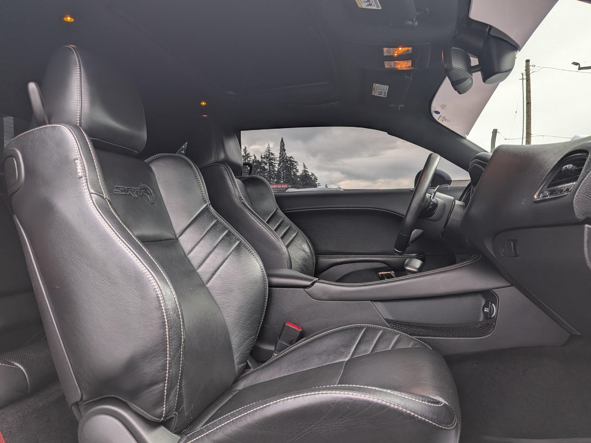 Used 2017 Dodge Challenger SRT Hellcat RWD image 6