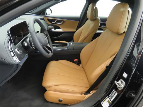 Certified 2025 Mercedes-Benz E 450 4MATIC Sedan image 19