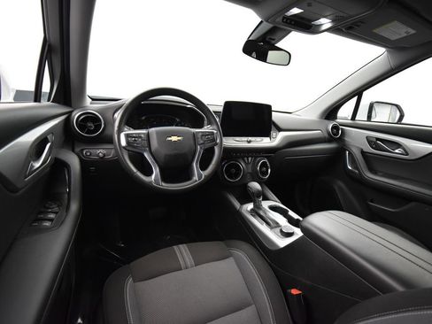 Used 2023 Chevrolet Blazer LT image 11