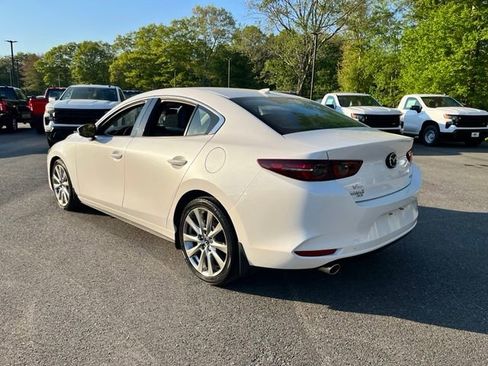 Used 2020 MAZDA MAZDA3 AWD Sedan w/ Premium Package image 8