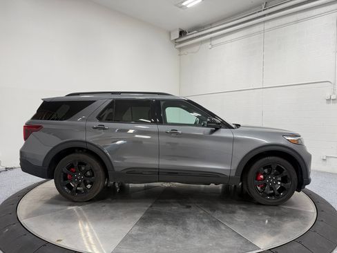 Used 2023 Ford Explorer ST w/ Equipment Group 401A image 8