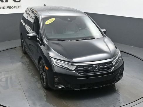 Used 2025 Honda Odyssey Sport-L image 47