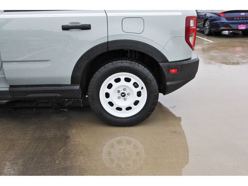 Certified 2024 Ford Bronco Sport Heritage w/ Heritage Convenience Package AWD/4WD image 32
