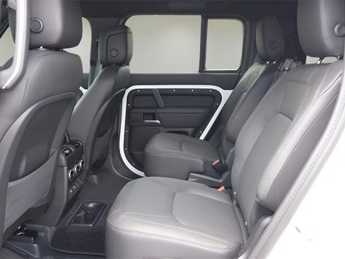 New 2025 Land Rover Defender 130 S image 13