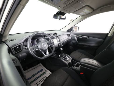 Used 2019 Nissan Rogue S w/ Special Edition Package image 10