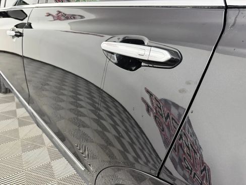 Used 2017 Cadillac XT5 Luxury w/ Driver Awareness Package FWD image 27