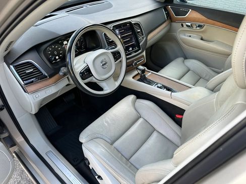 Used 2017 Volvo XC90 T6 Inscription w/ Vision Package AWD/4WD image 12