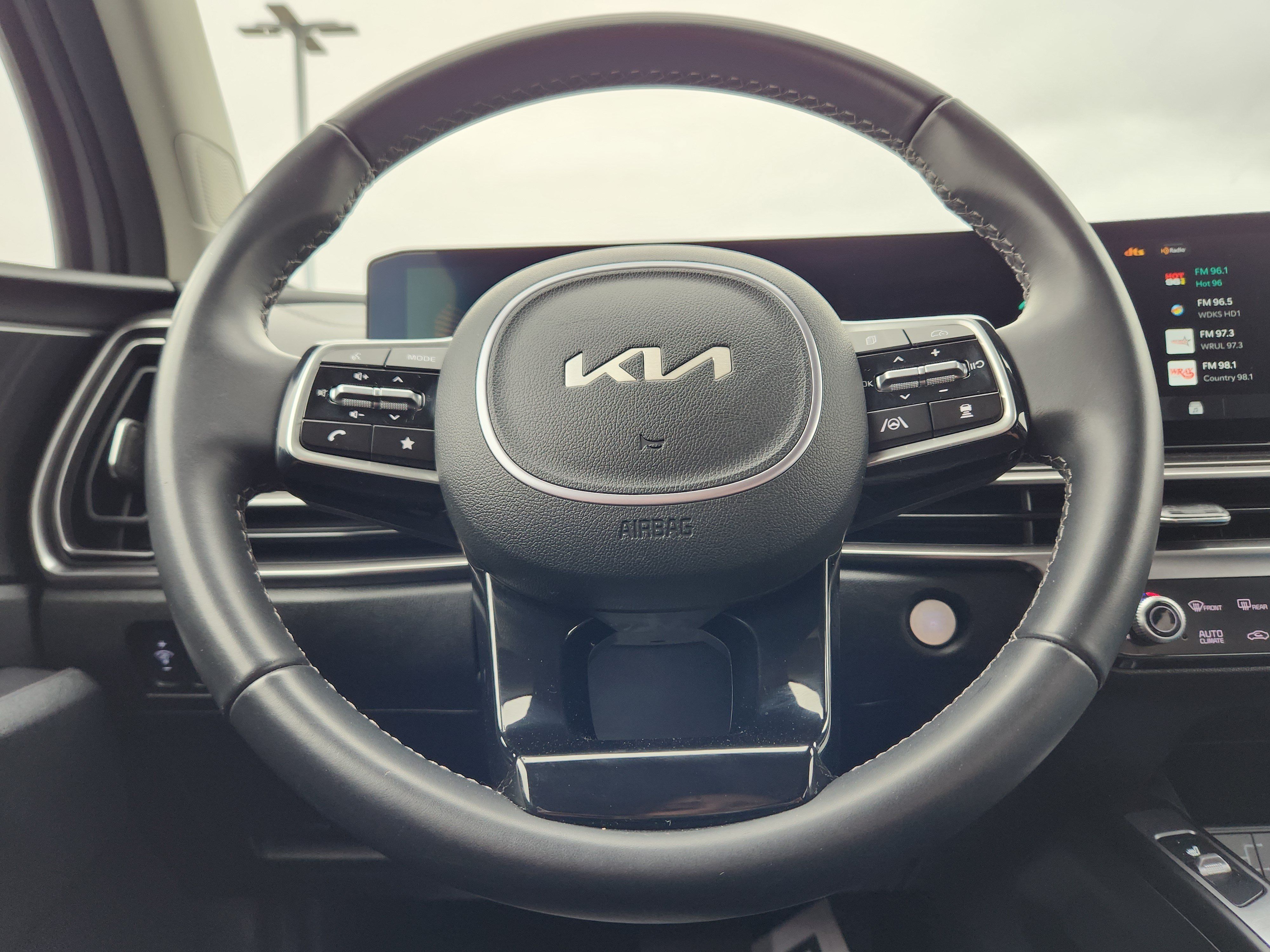 Used 2025 Kia Sorento EX FWD image 22