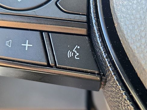 Used 2020 Toyota Corolla LE w/ Body Protection Package FWD image 25