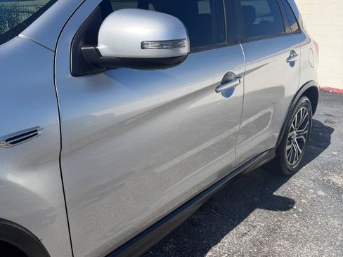 Used 2019 Mitsubishi Outlander Sport ES FWD image 28