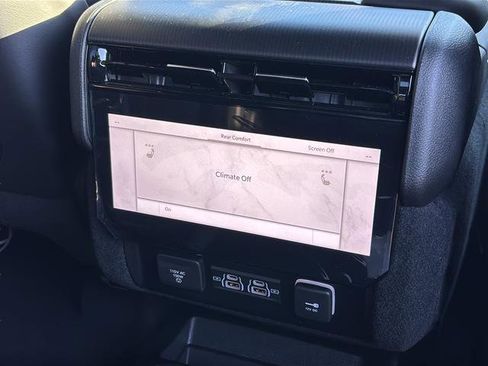 New 2026 Jeep Grand Wagoneer Summit image 43