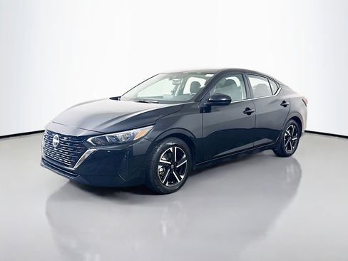 Used 2024 Nissan Sentra SV image 4