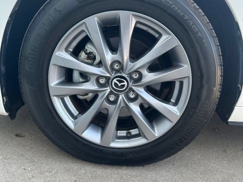 Used 2024 MAZDA MAZDA3 s FWD image 27