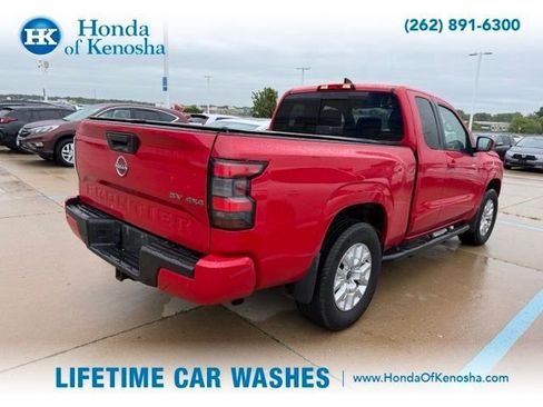 Used 2023 Nissan Frontier SV w/ SV Convenience Package AWD/4WD image 2